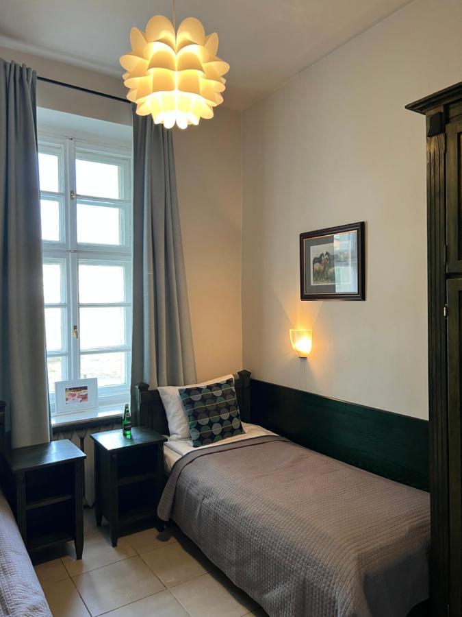 Dworek Bielin Extérieur photo
